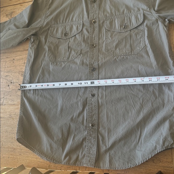 Filson Lightweight Alaskan Guide Shirt – Light Olive (Men’s M) - Picture 9 of 10